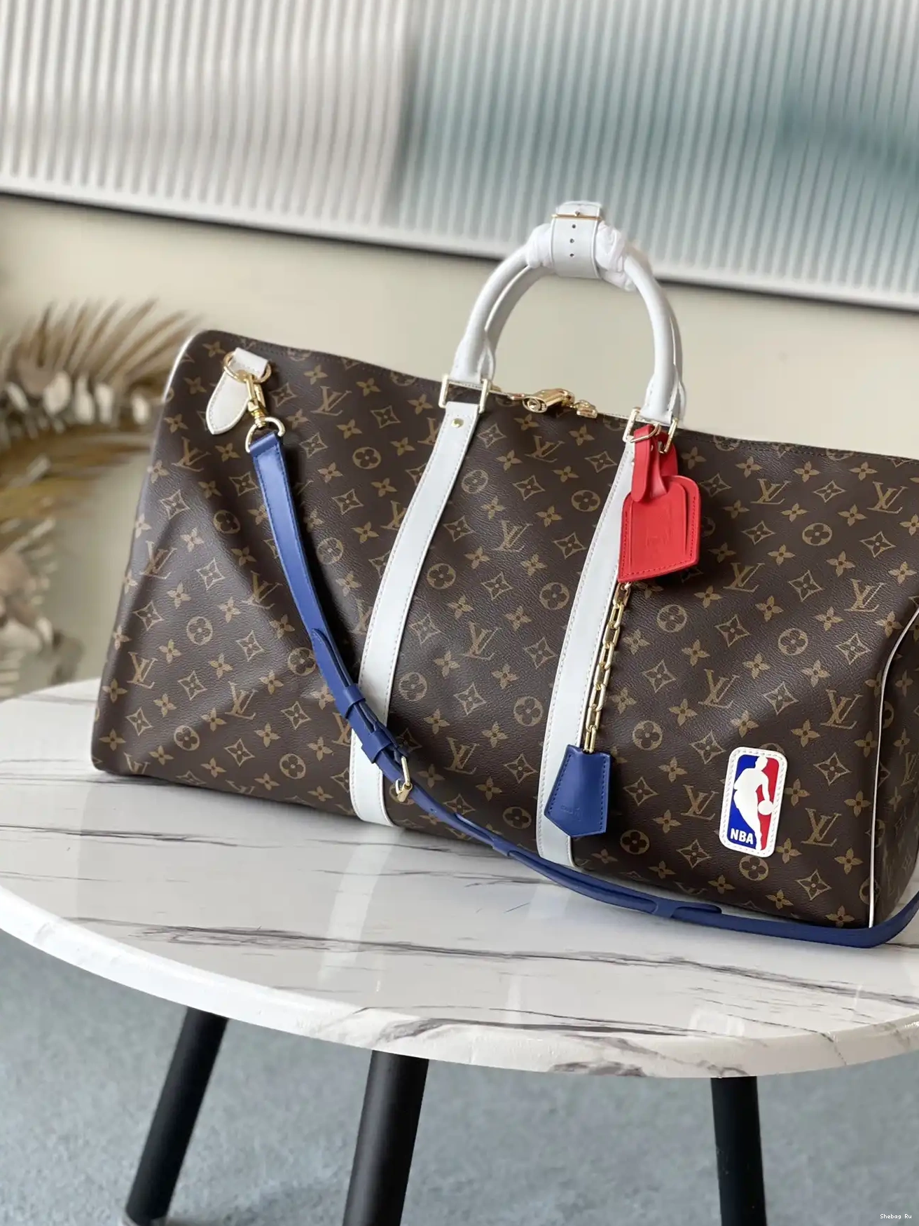 KEEPALL VUITTON LVXNBA LOUIS 55 BASKETBALL 0518
